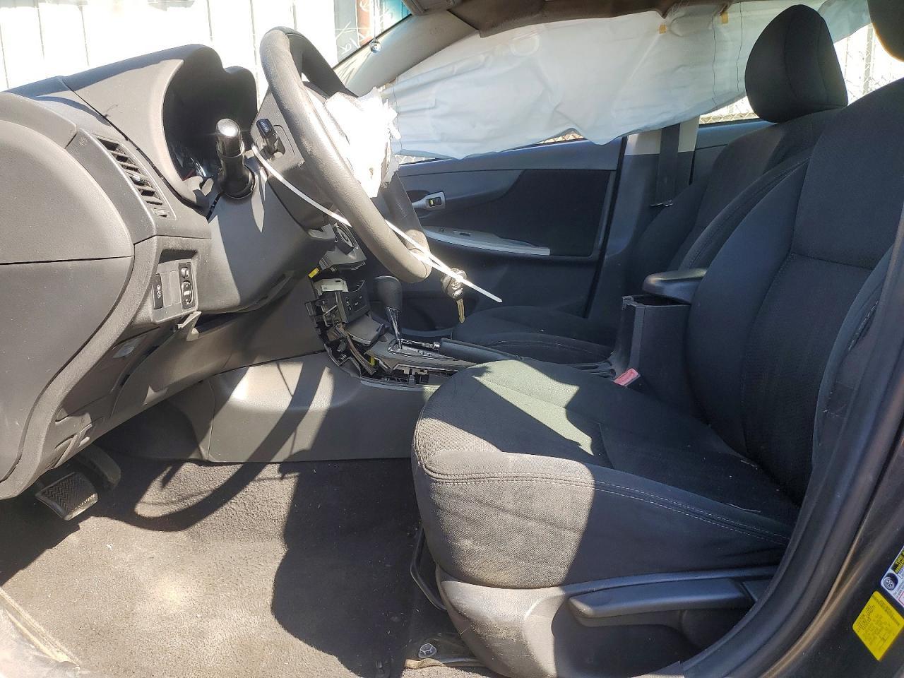 2012 Toyota Corolla Base - Фото 7