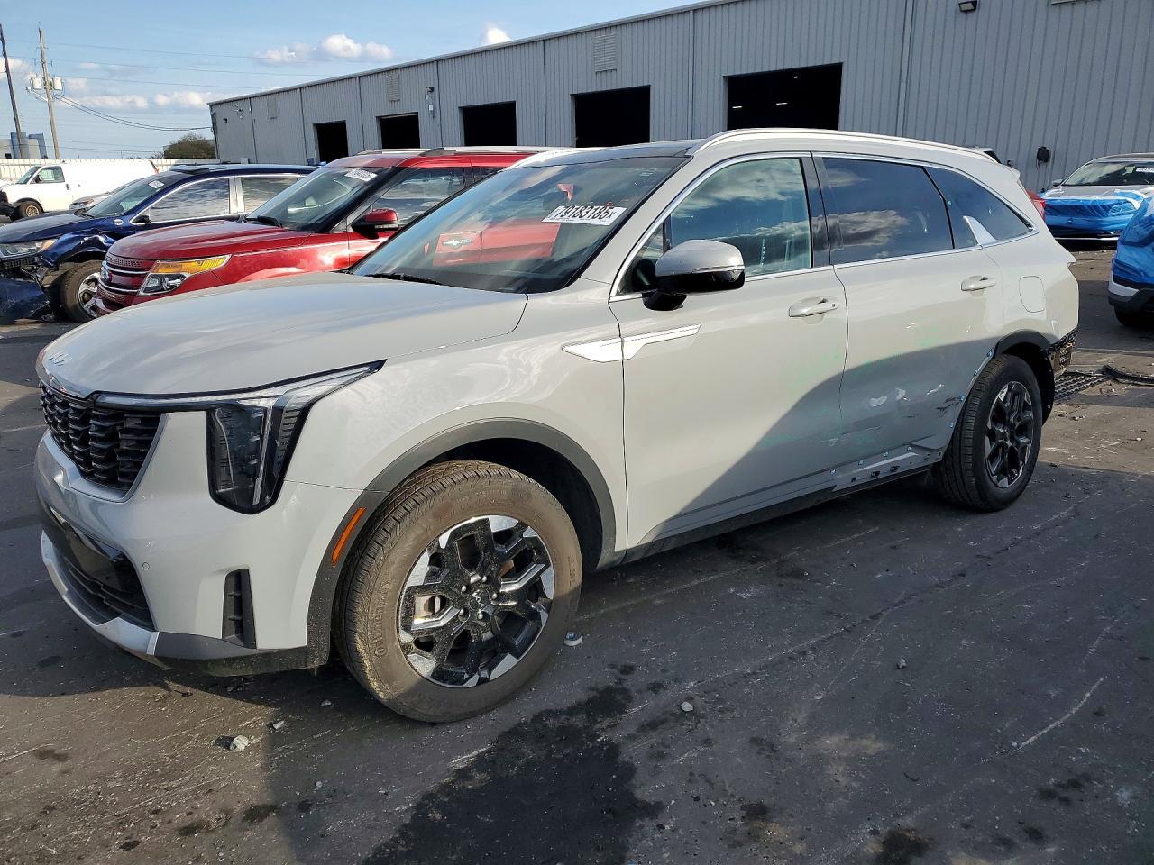 2025 Kia Sorento S