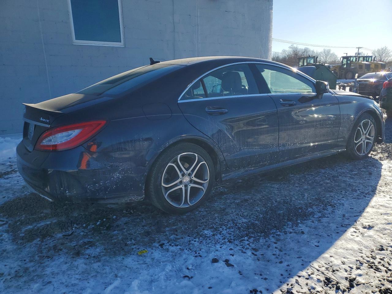 2015 Mercedes-Benz Cls 400 4Matic - Image 3
