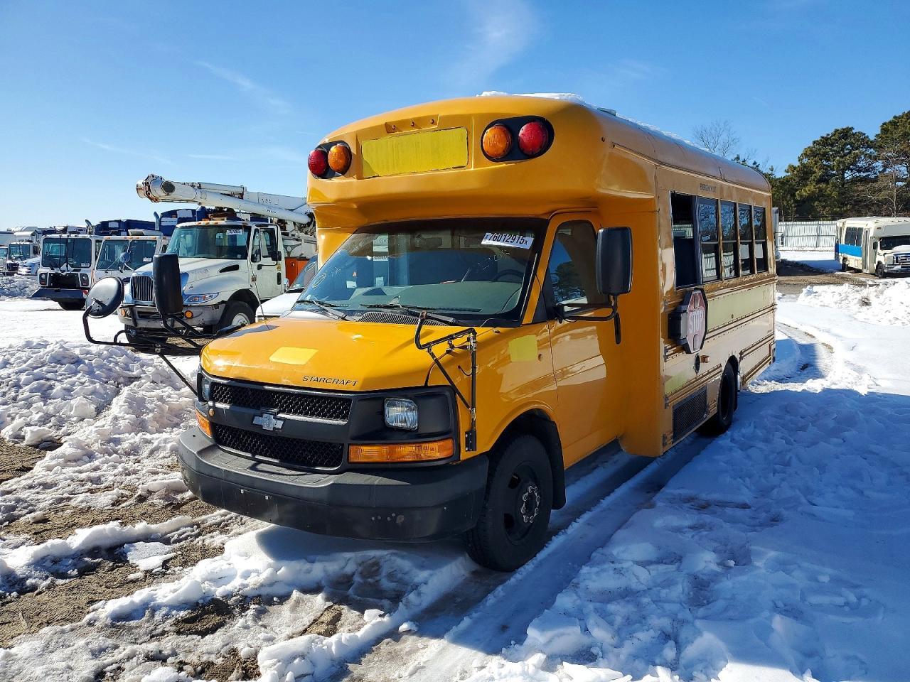 2014 Chevrolet Express G33503 School Bus - Фото 2