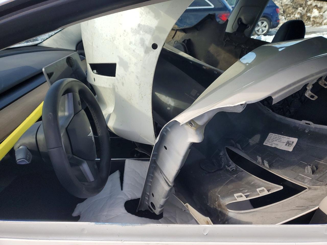 2020 Tesla Model 3 - Фото 7