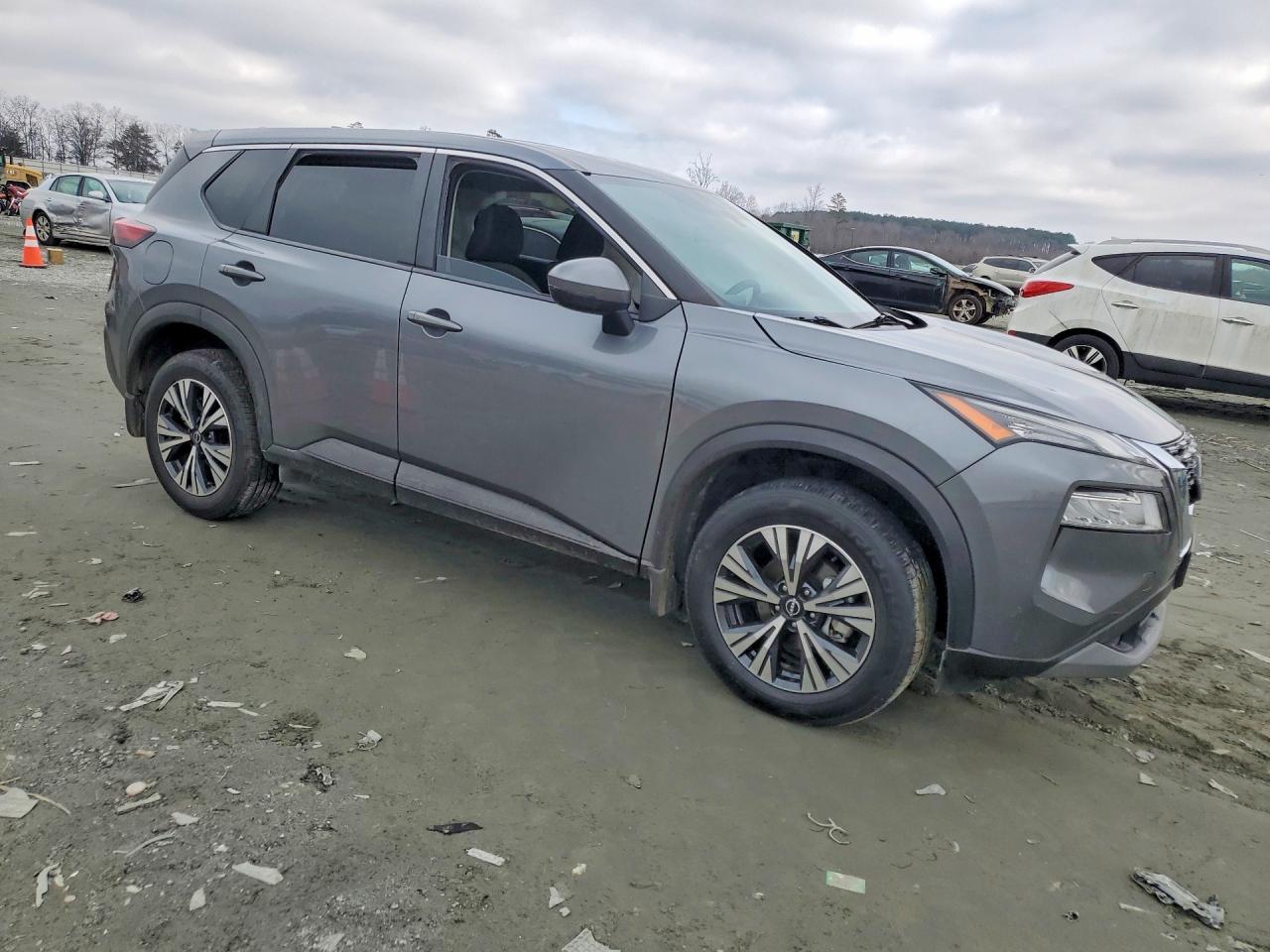 2022 Nissan Rogue Sv - Фото 4
