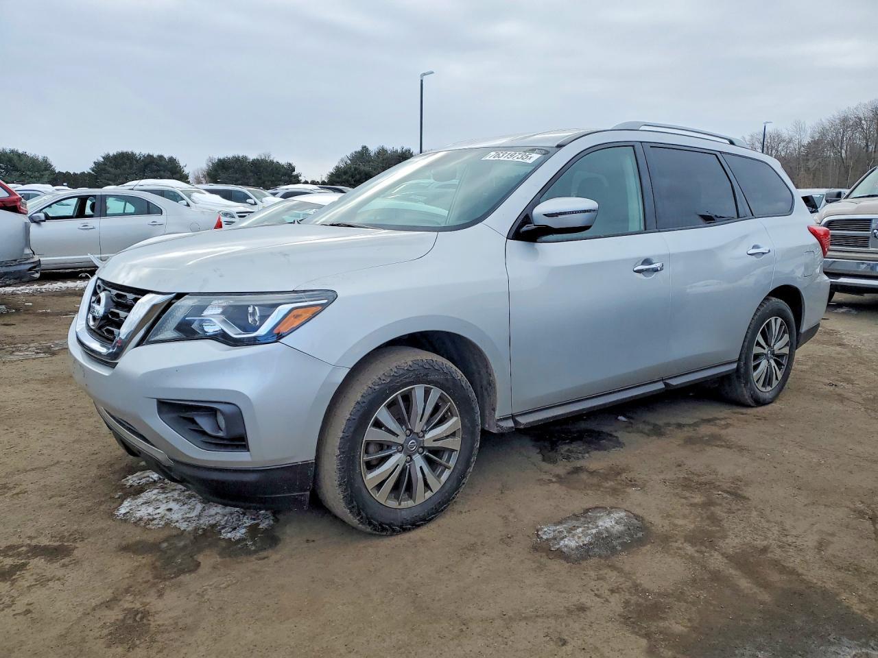 2019 Nissan Pathfinder S