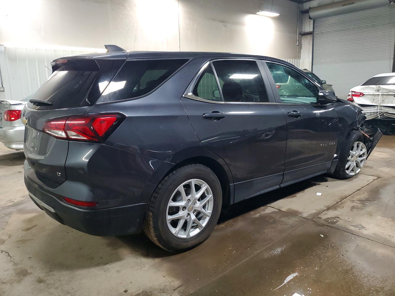 2022 Chevrolet Equinox Lt - Фото 5