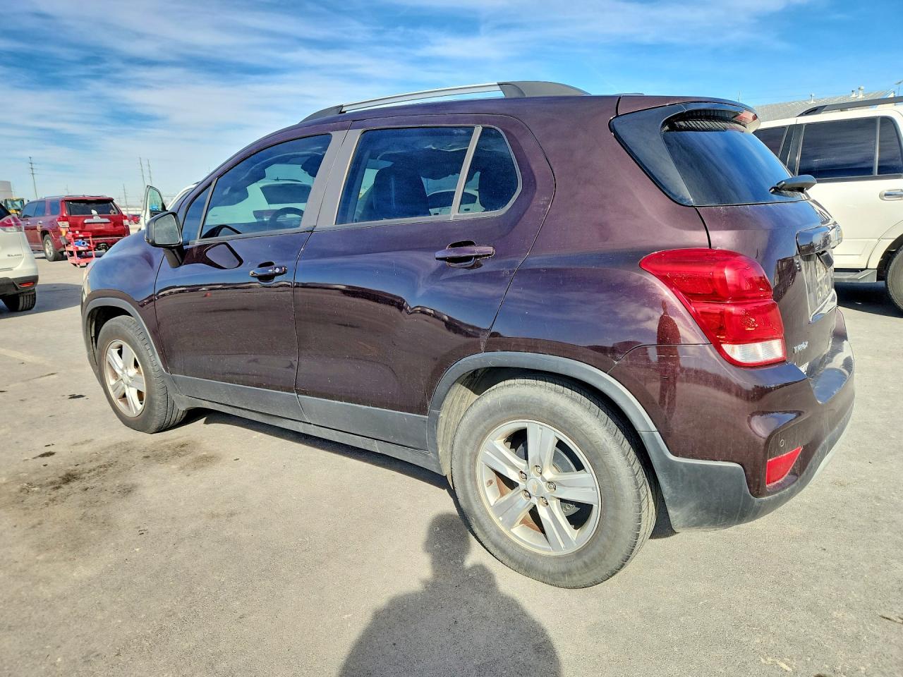 2021 Chevrolet Trax 1Lt - Фото 2