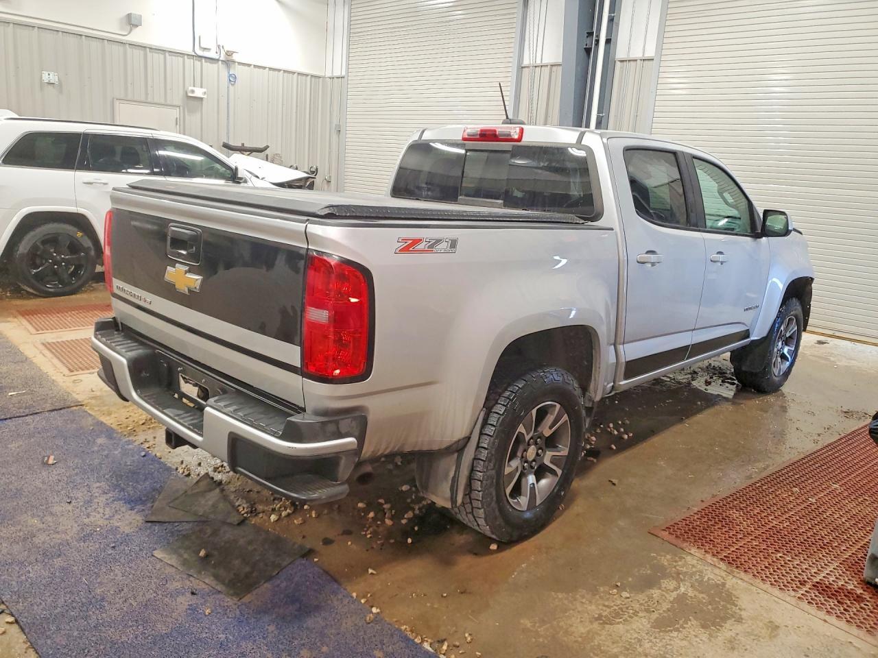 2017 Chevrolet Colorado Z71 - Фото 3