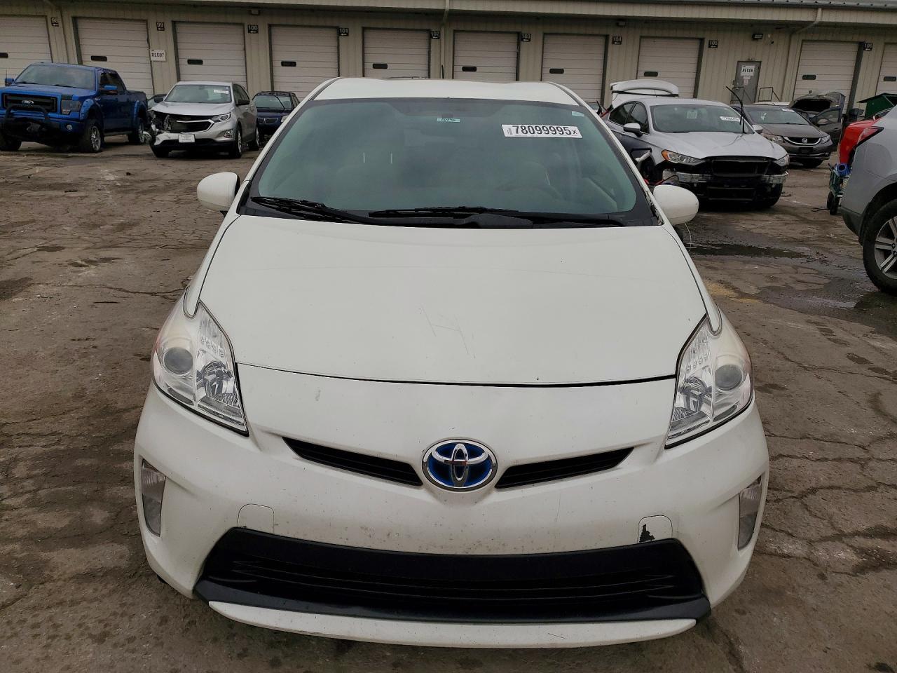 2015 Toyota Prius - Фото 5