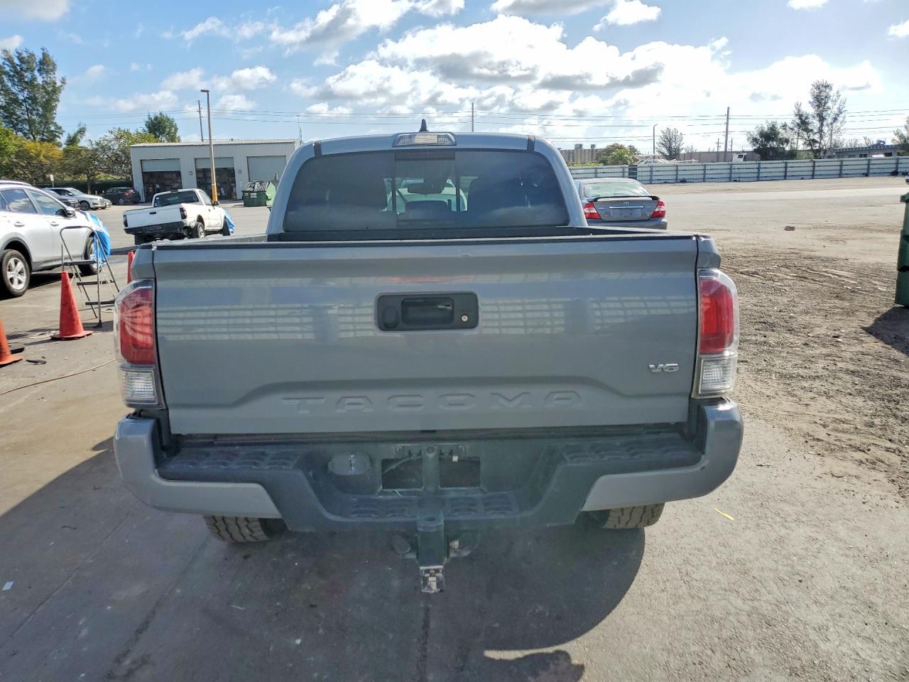 2021 Toyota Tacoma Double Cab - Фото 6
