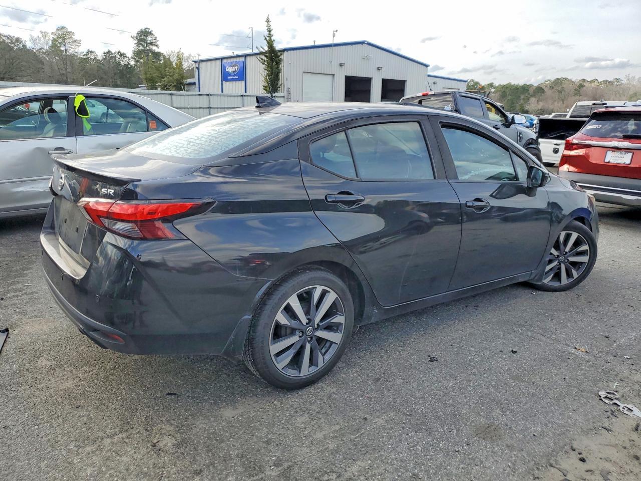 2020 Nissan Versa Sr - Image 3