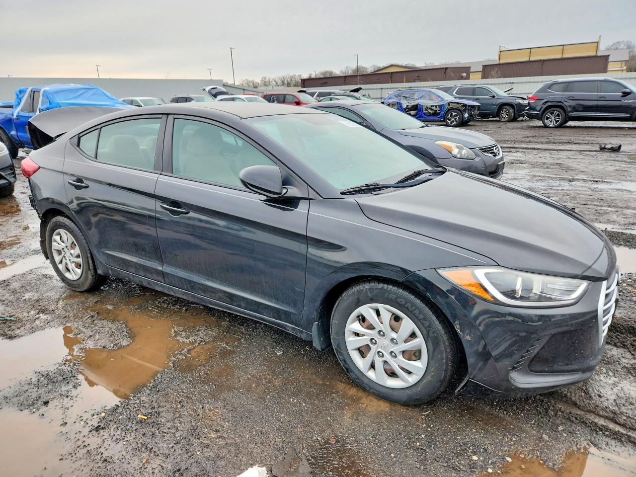 2017 Hyundai Elantra Se - Image 4