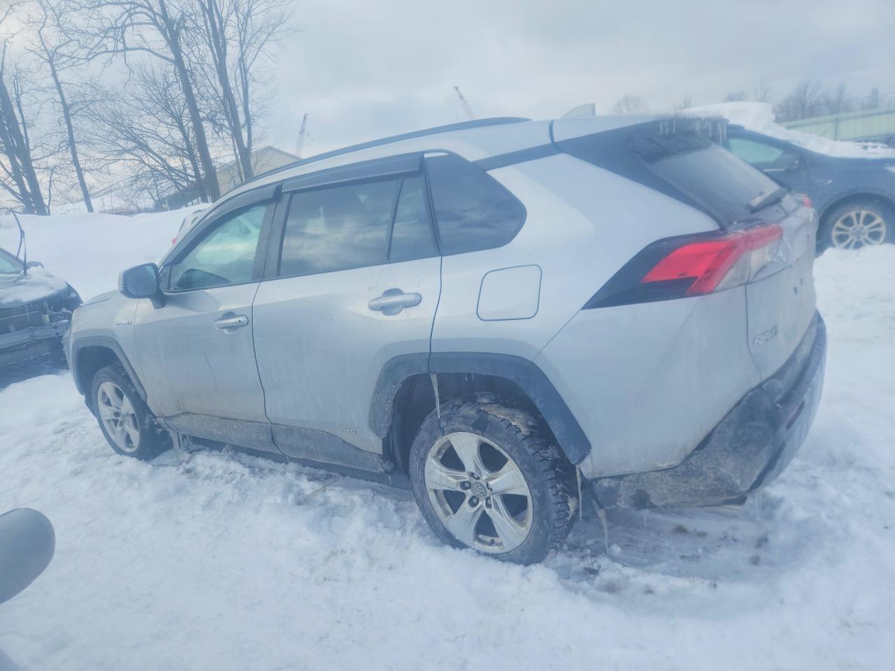 2019 Toyota Rav4 Le - Image 2