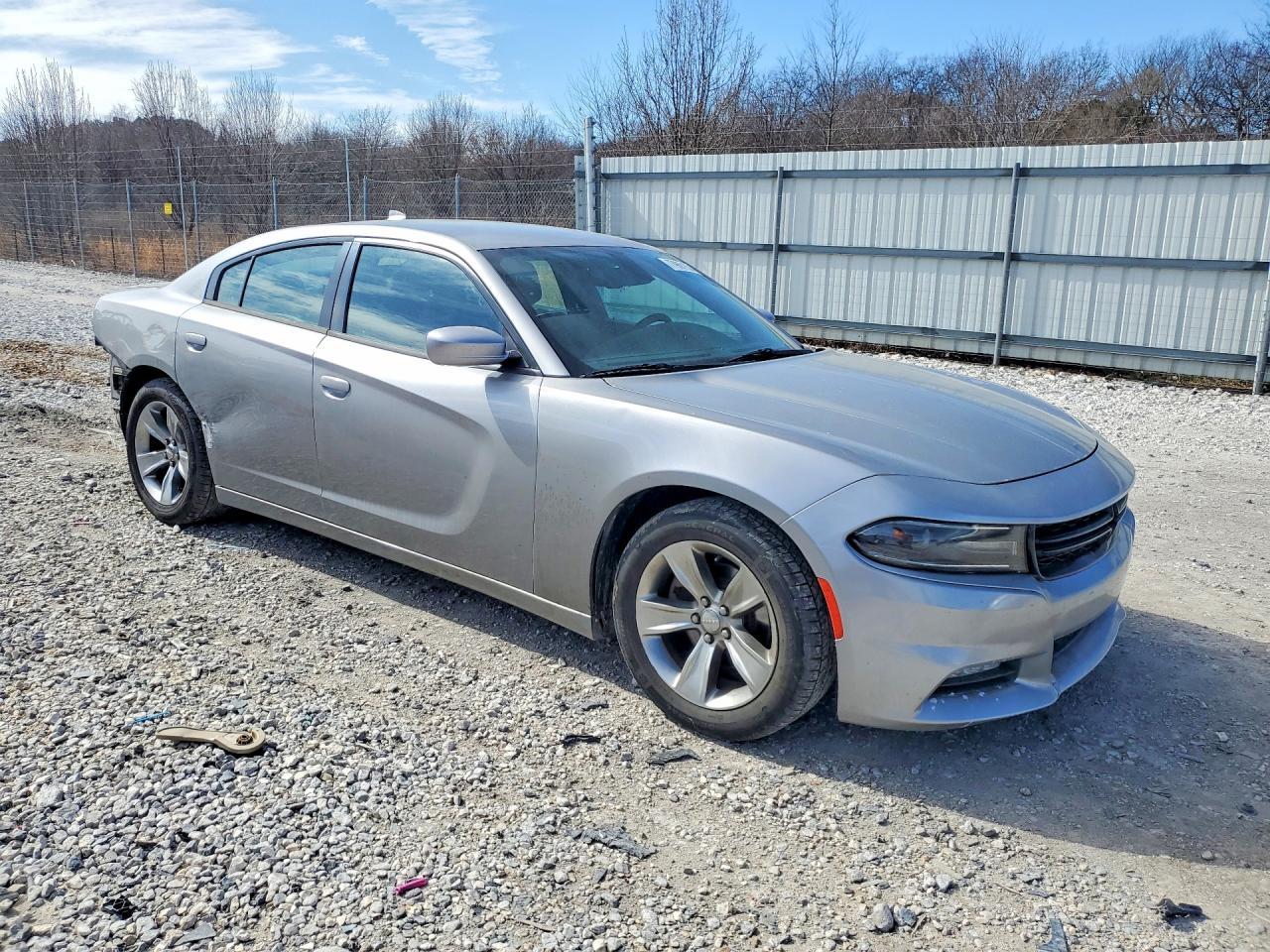 2016 Dodge Charger Sxt - Фото 4