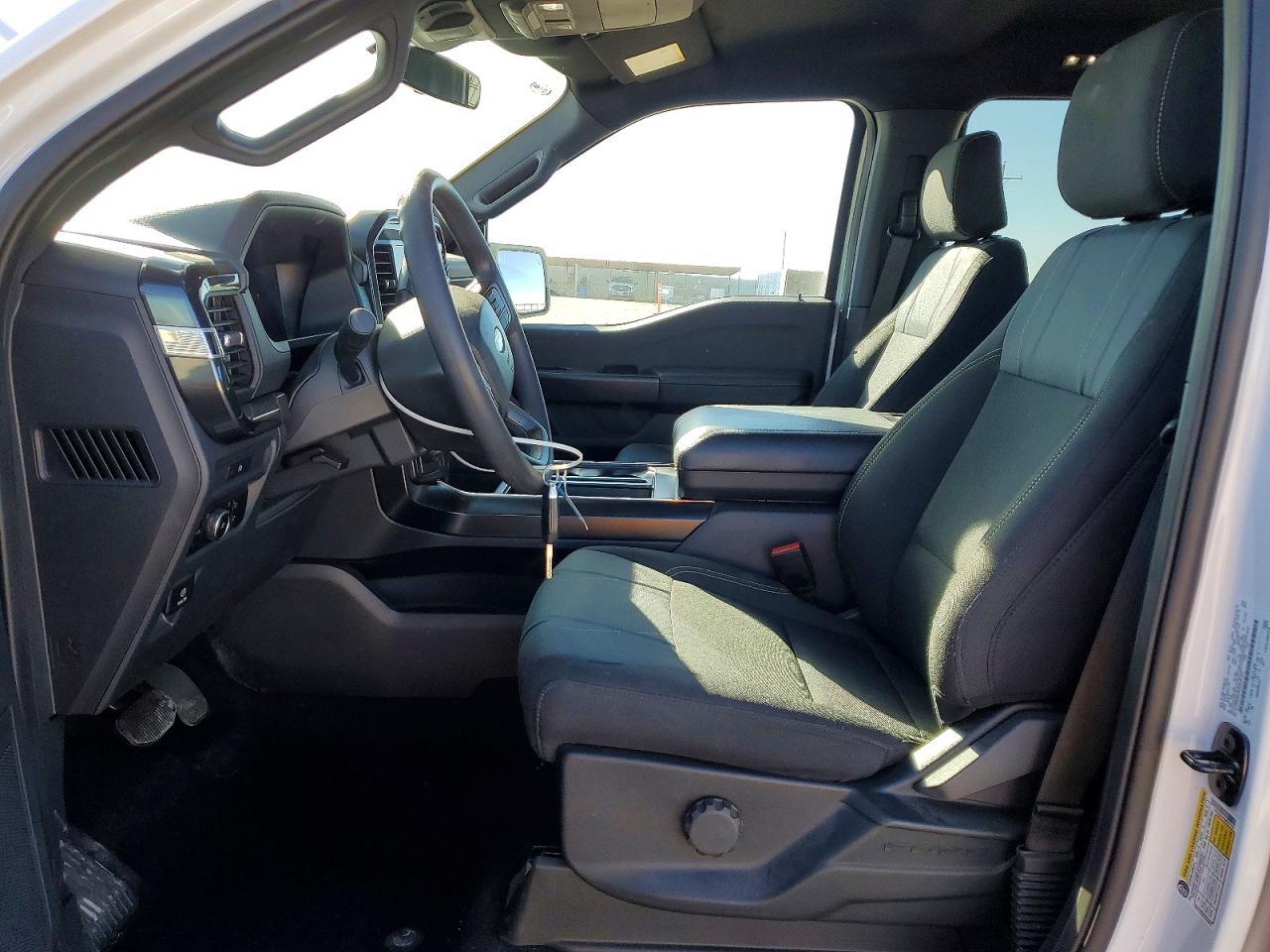 2025 Ford F150 Stx - Фото 7