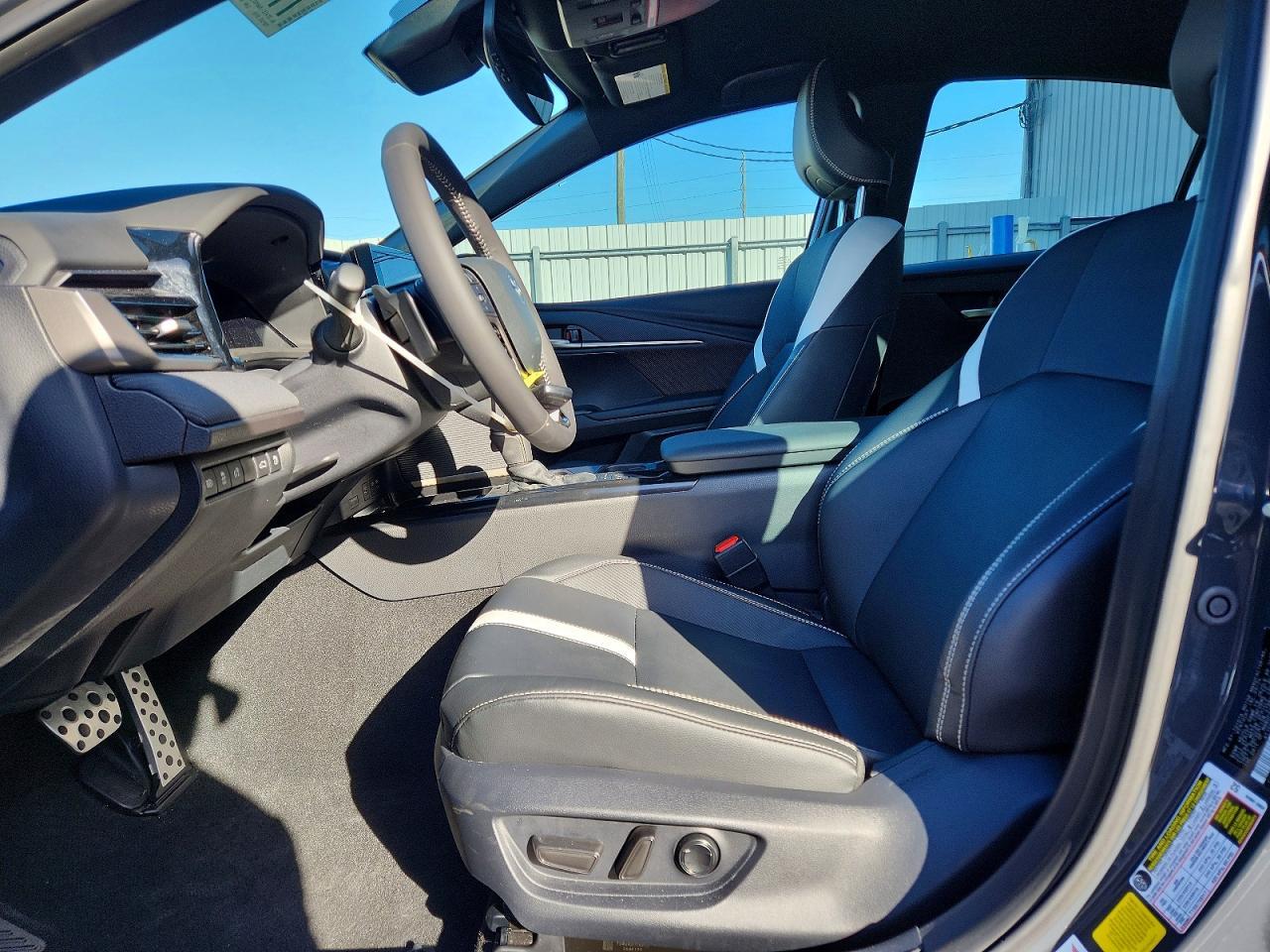 2025 Toyota Camry - Image 7