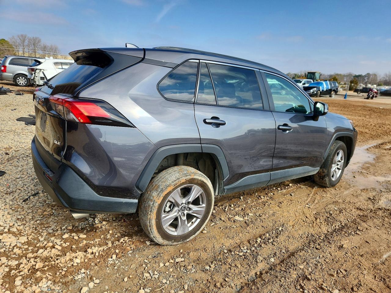 2022 Toyota Rav4 Xle - Фото 3