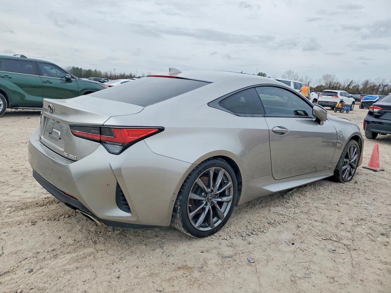 2019 Lexus Rc 350 - Фото 3
