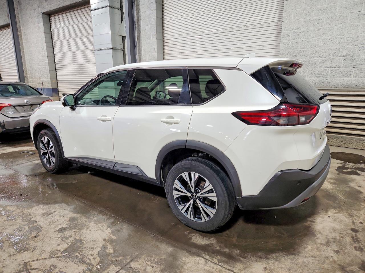2021 Nissan Rogue Sv - Фото 2