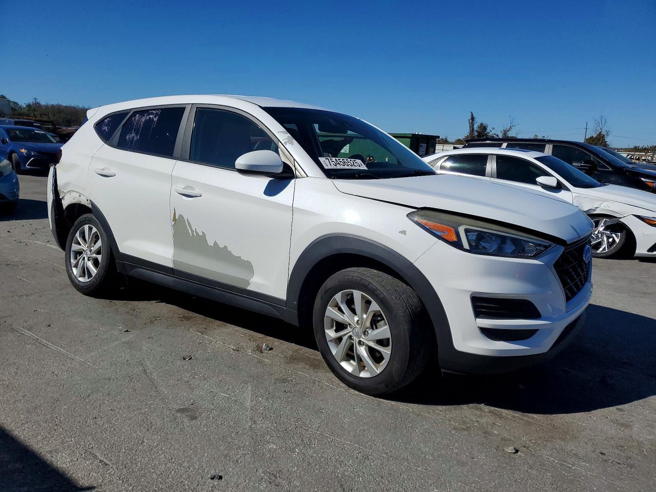 2020 Hyundai Tucson Se - Image 4
