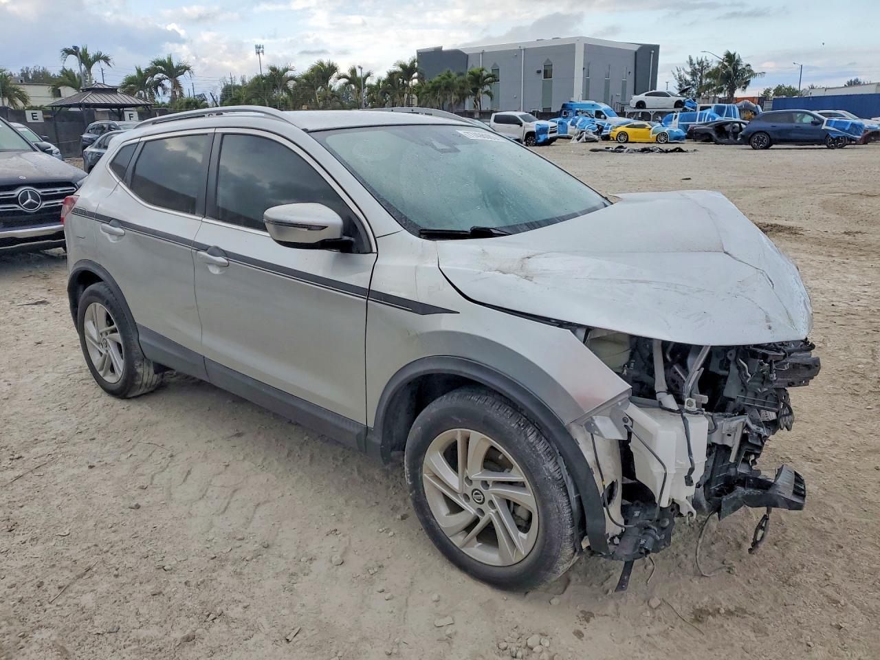 2021 Nissan Rogue Sport Sv - Image 4