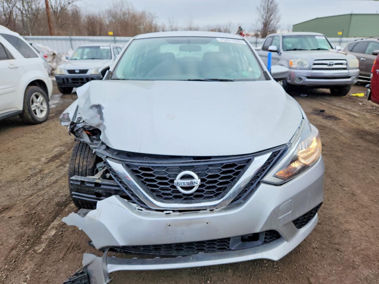 2019 Nissan Sentra S - Image 5