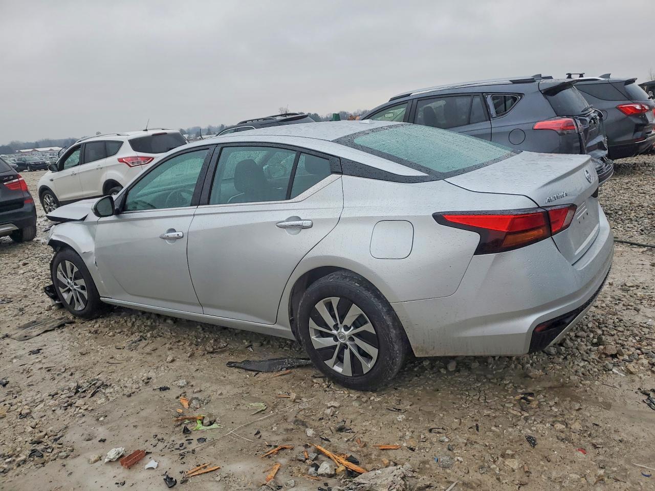 2020 Nissan Altima 2.5 S - Фото 2
