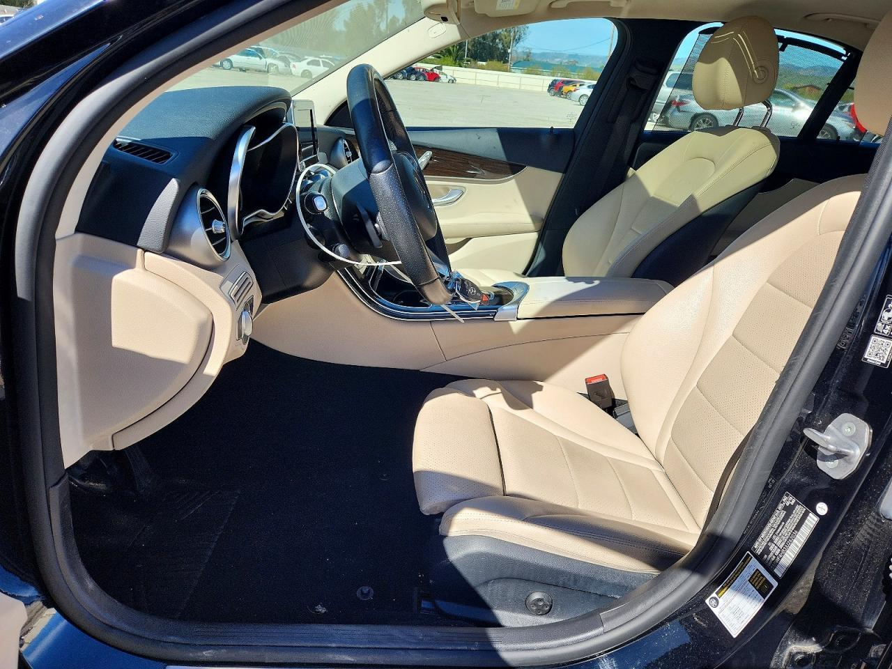 2018 Mercedes-Benz C 350E - Image 7