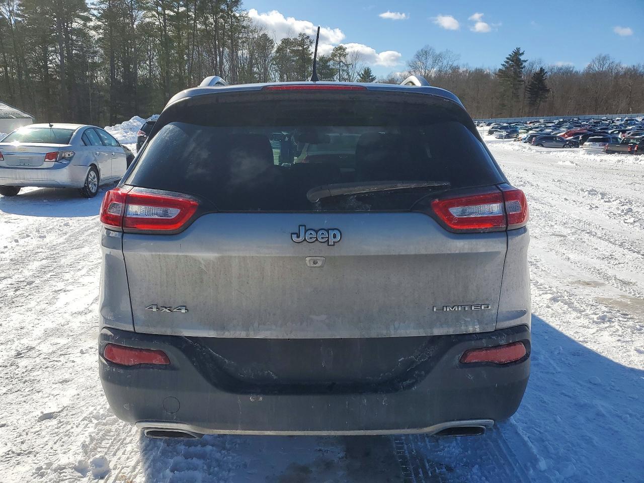 2016 Jeep Cherokee Limited - Image 6