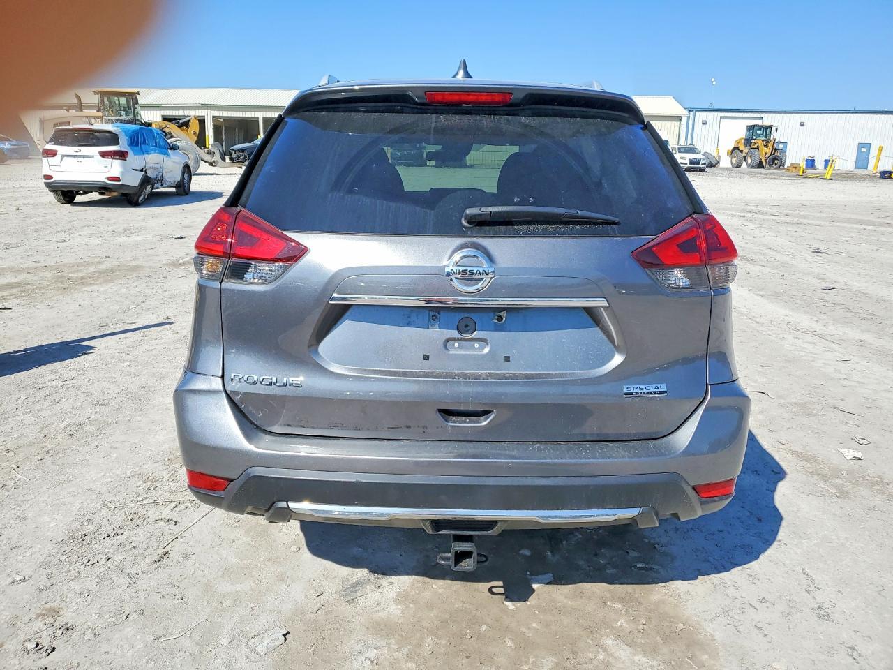 2019 Nissan Rogue S - Image 6