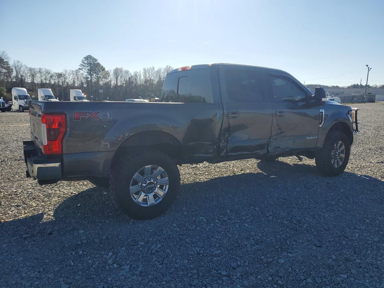 2017 Ford F250 Super Duty - Фото 3