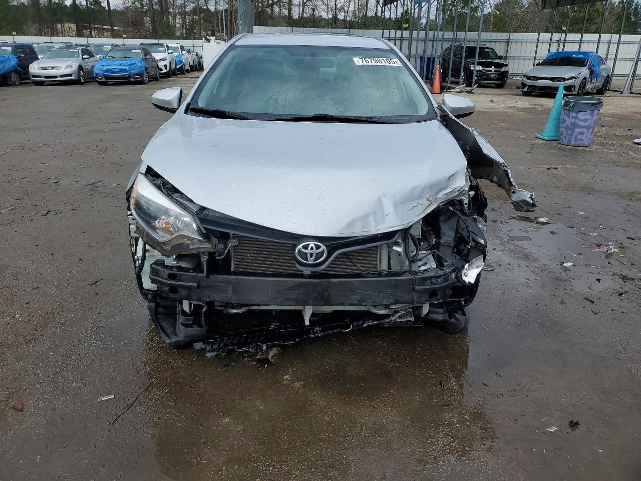2014 Toyota Corolla Le - Image 5