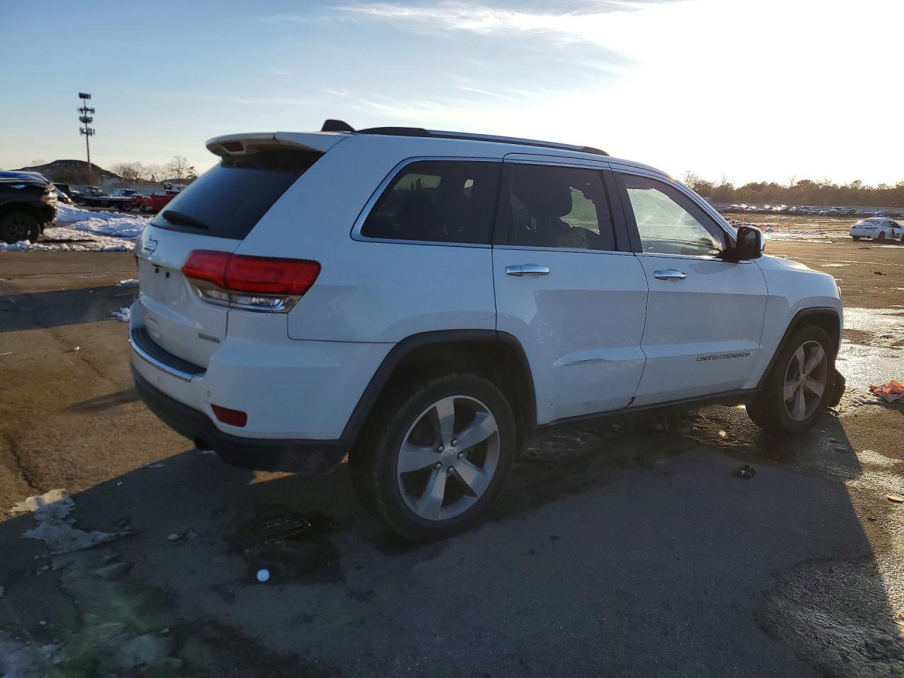 2014 Jeep Grand Cherokee Limited - Image 3