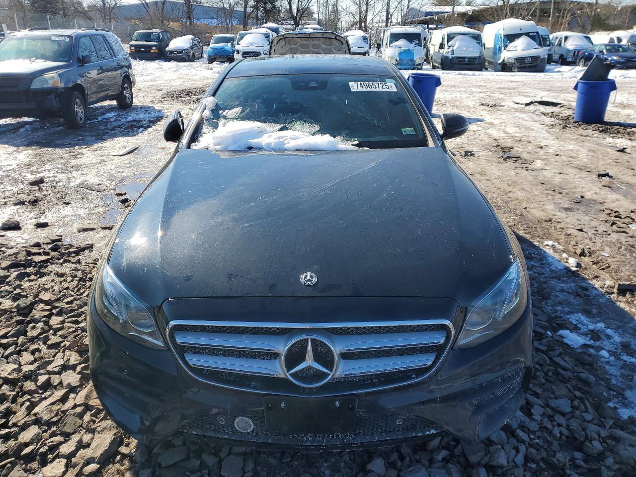 2018 Mercedes-Benz E 300 4Matic - Фото 5
