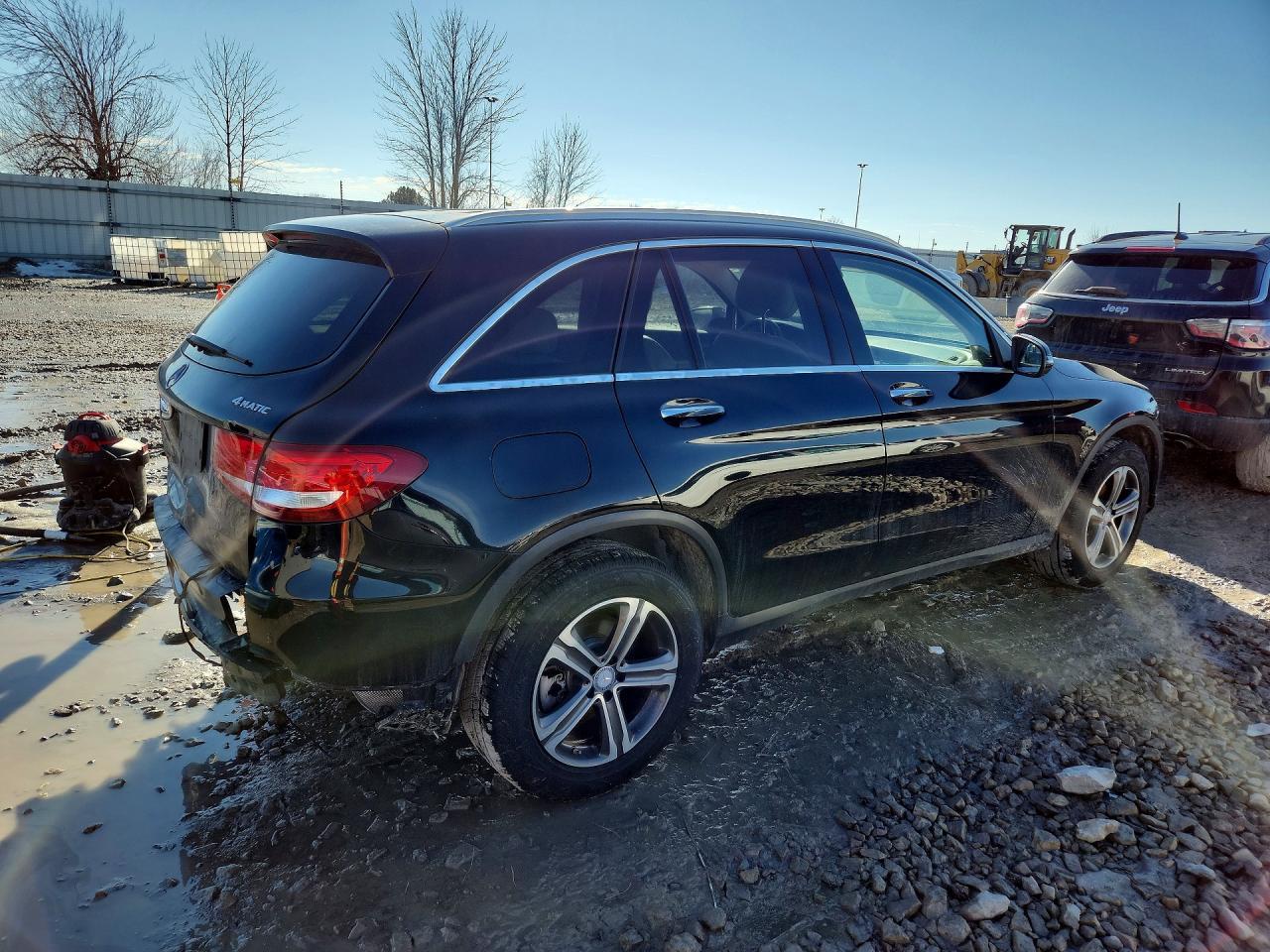 2016 Mercedes-Benz Glc 300 4Matic - Фото 3