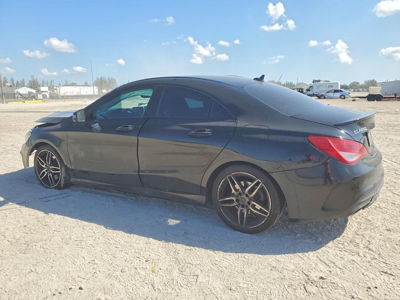 2019 Mercedes-Benz Cla 250 - Фото 2