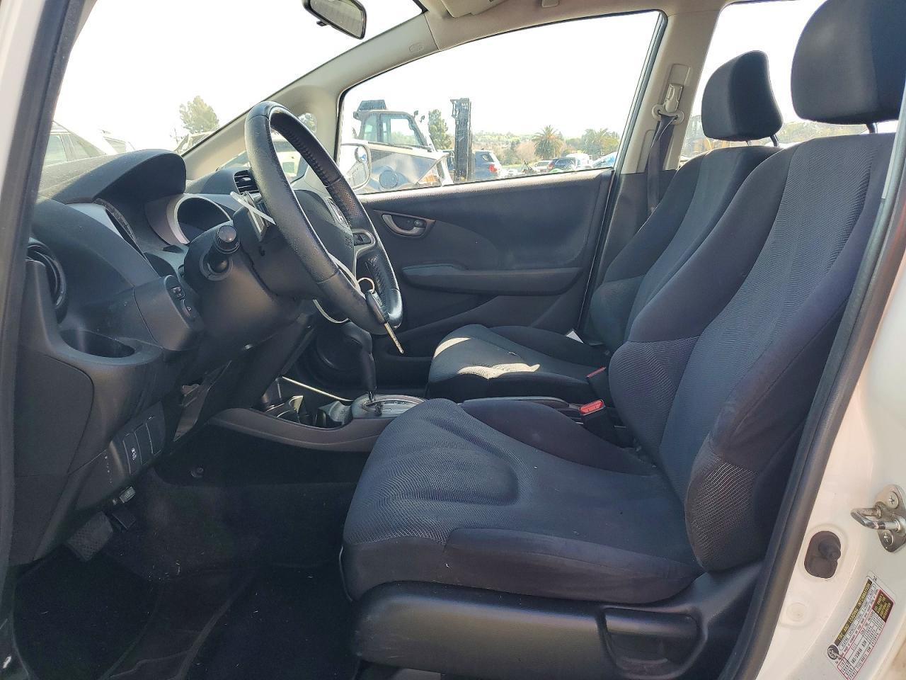 2011 Honda Fit Sport - Фото 7