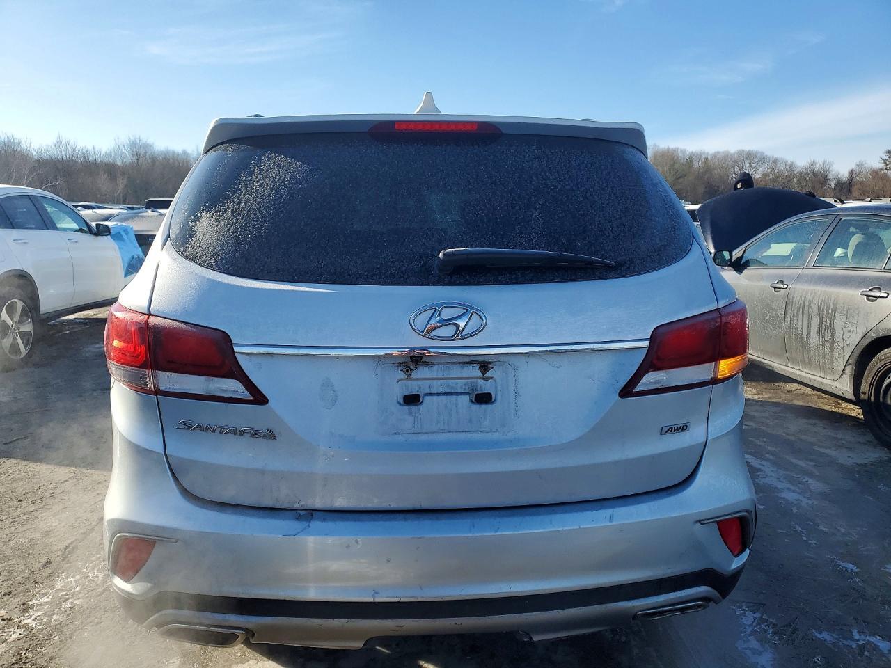 2017 Hyundai Santa Fe Se - Фото 6