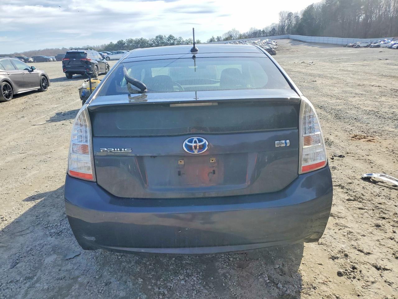 2011 Toyota Prius Iii - Фото 6