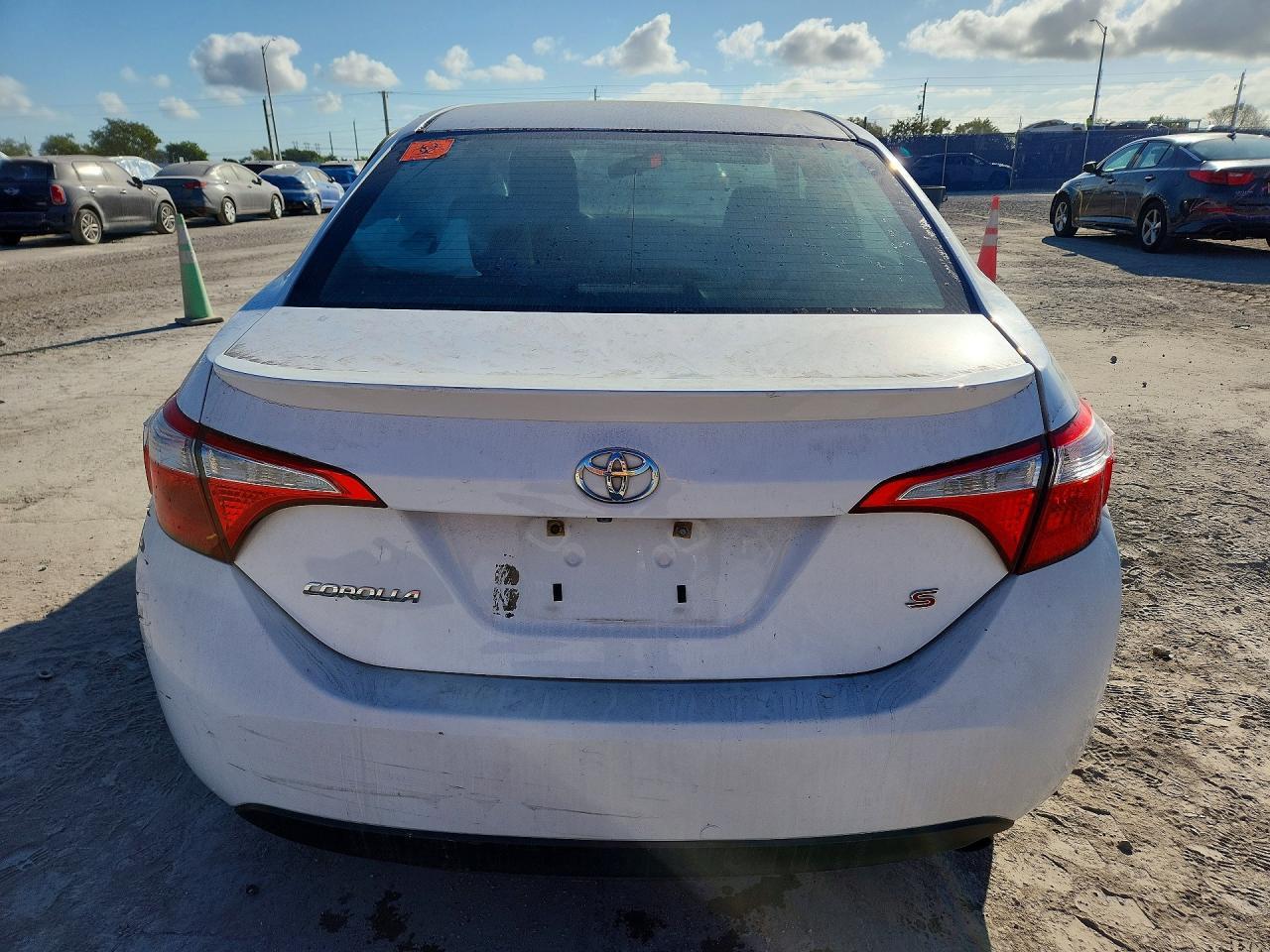 2015 Toyota Corolla L - Image 6