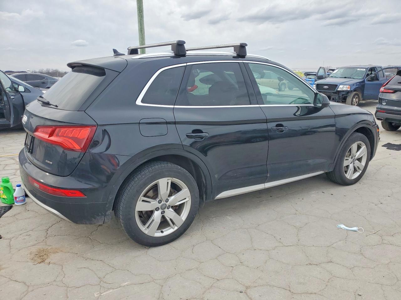 2019 Audi Q5 Premium - Image 3