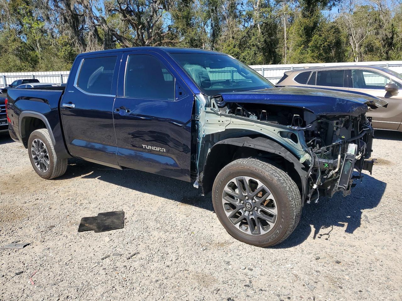 2025 Toyota Tundra Crewmax Limited - Image 4