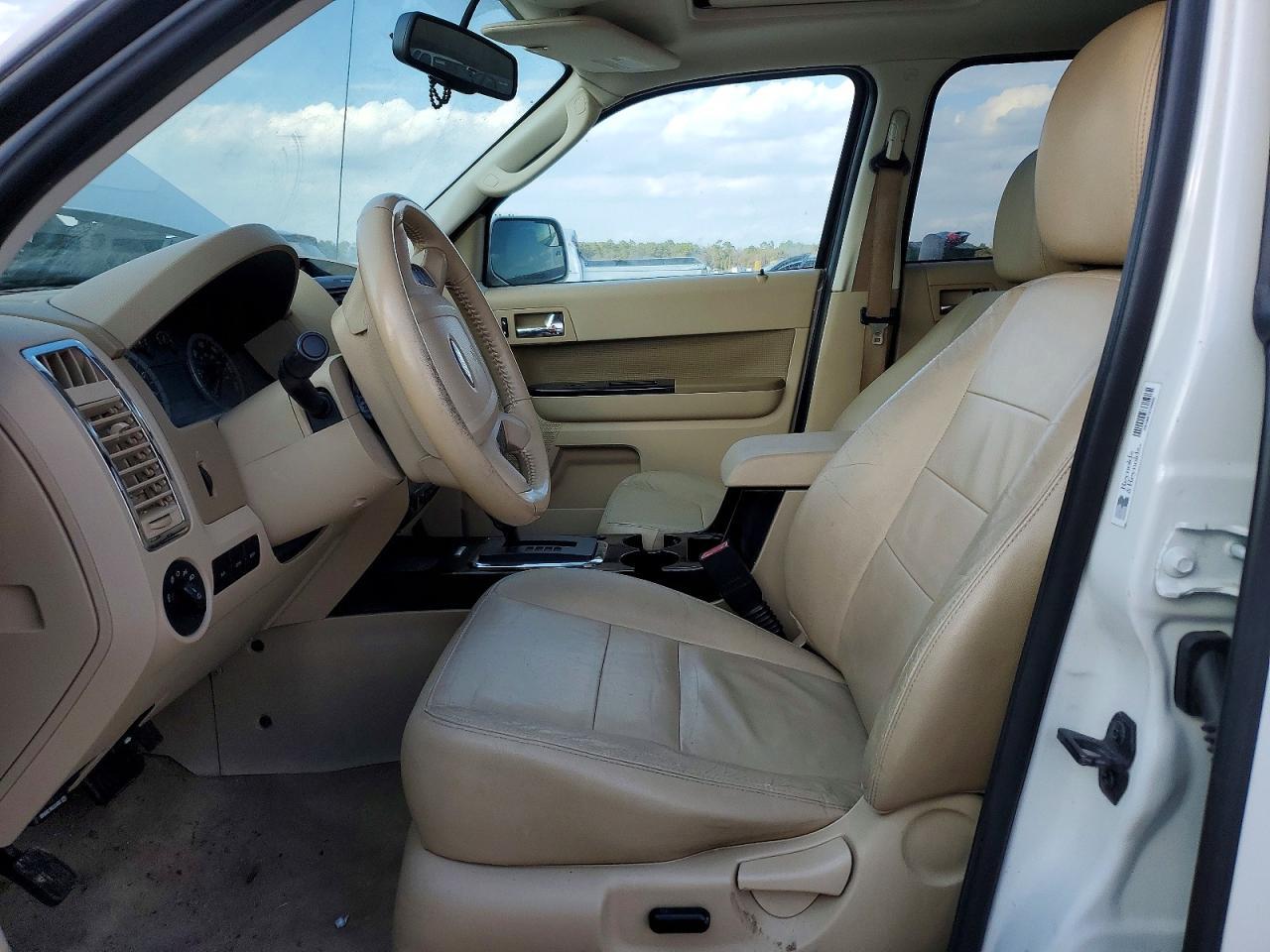 2012 Ford Escape Limited - Image 7
