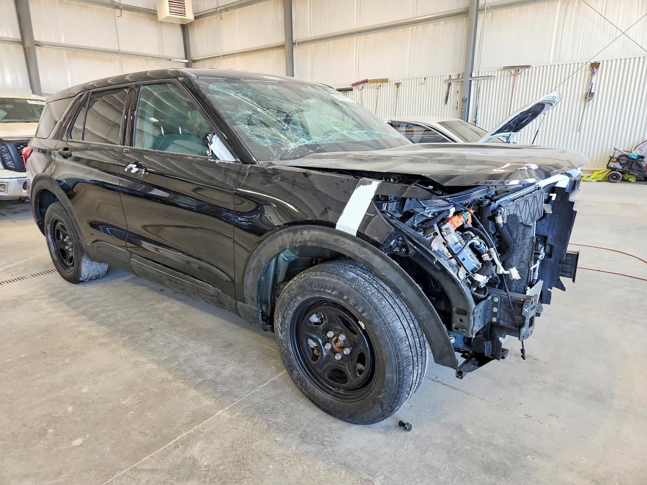 2023 Ford Explorer Police Interceptor - Image 4