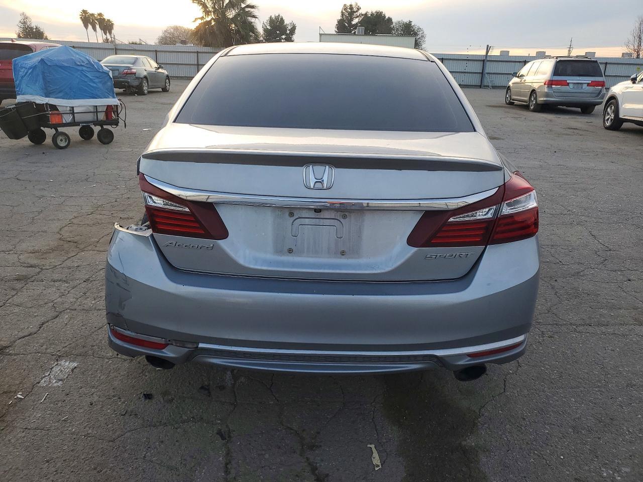 2017 Honda Accord Sport - Фото 6