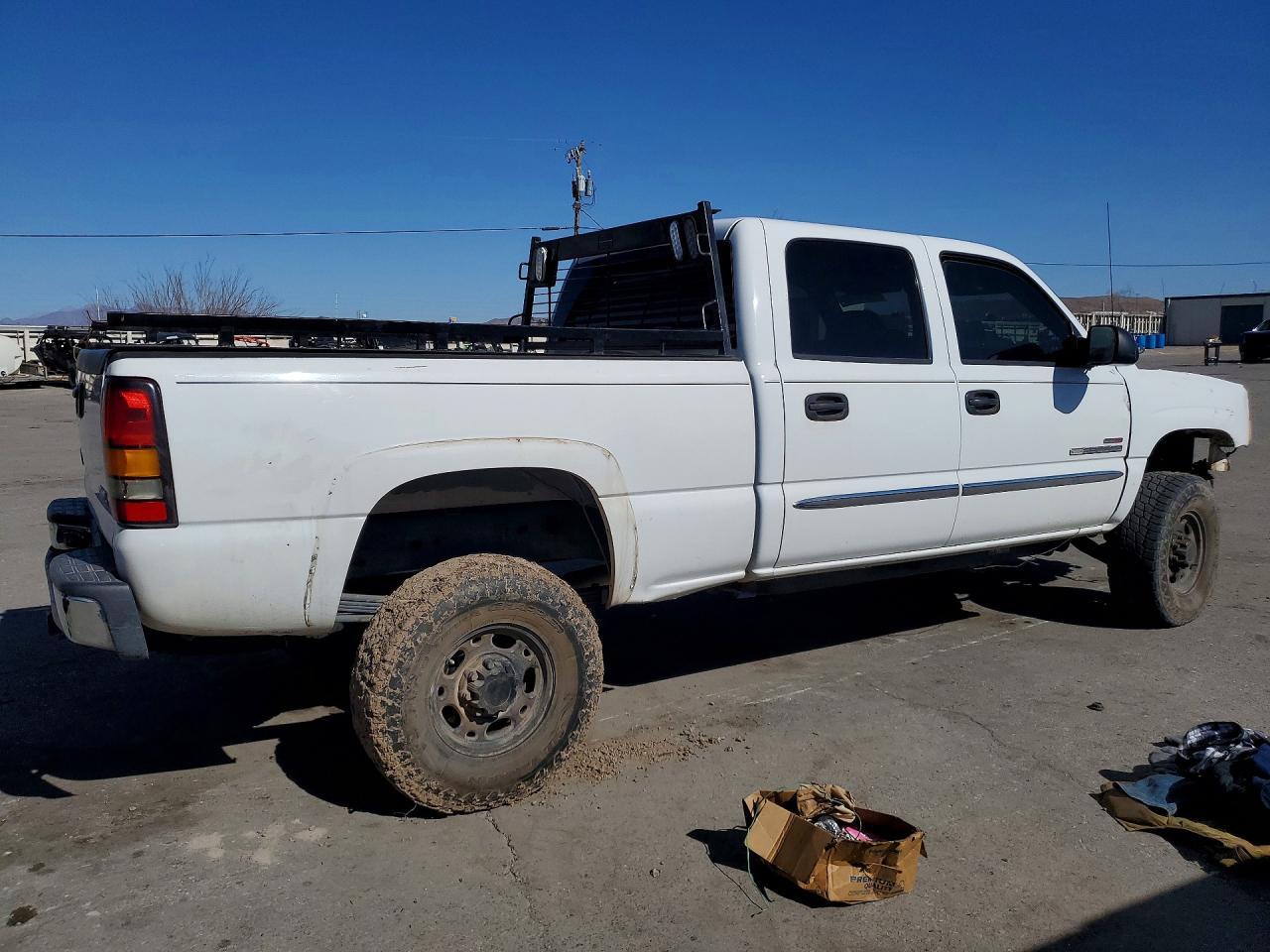 2005 GMC Sierra K2500 Heavy Duty - Фото 3