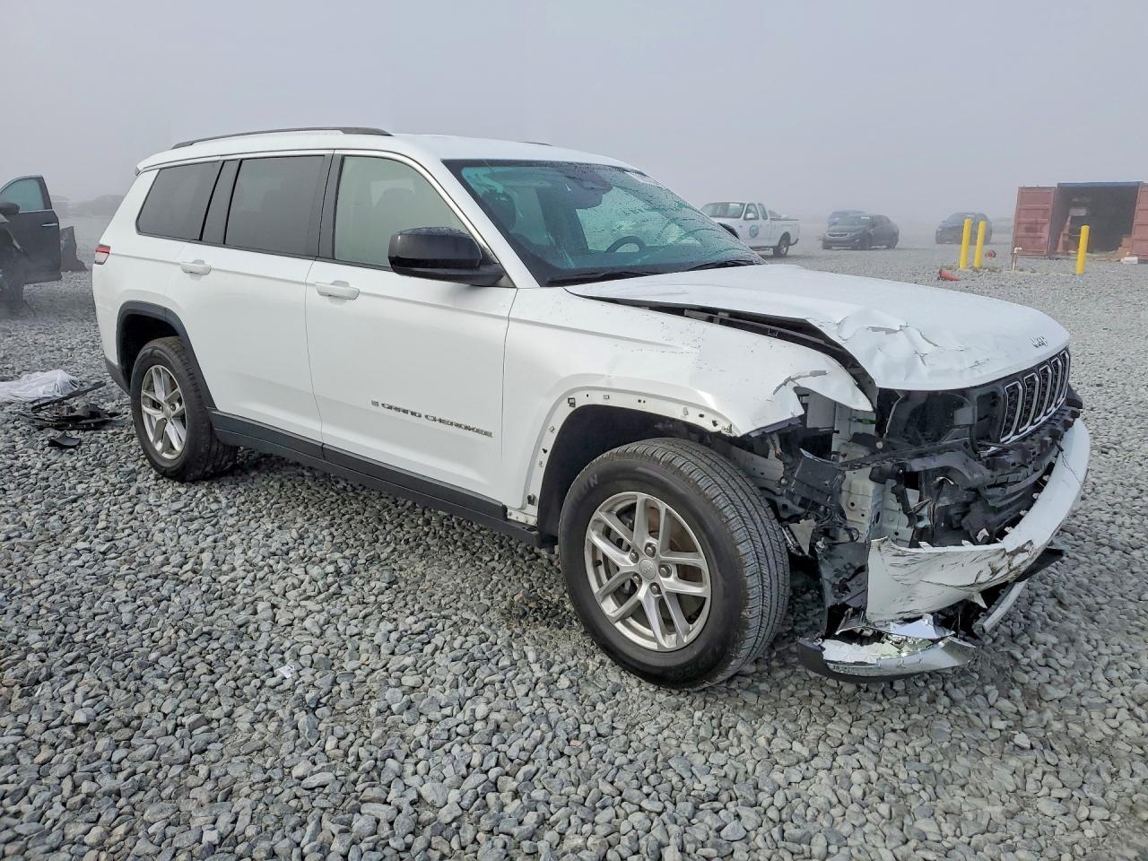 2021 Jeep Grand Cherokee L Laredo - Image 4