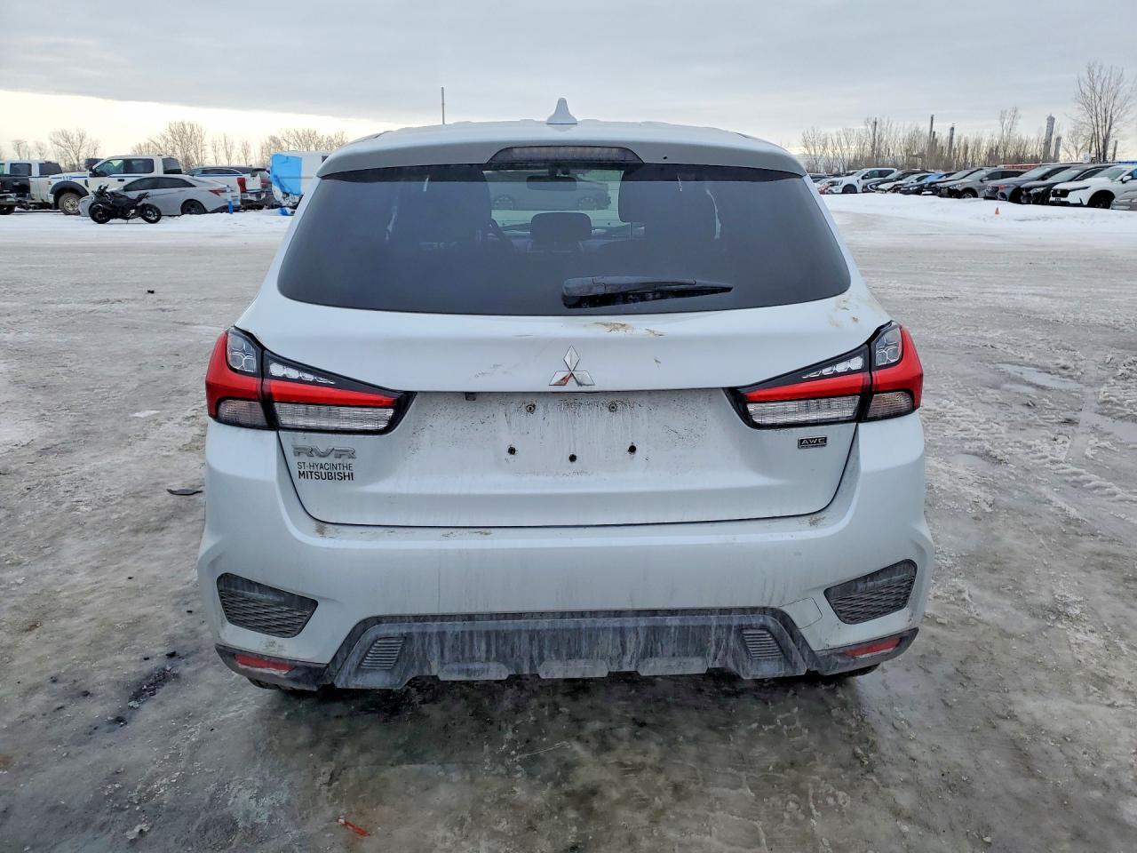 2023 Mitsubishi Rvr Se - Image 6