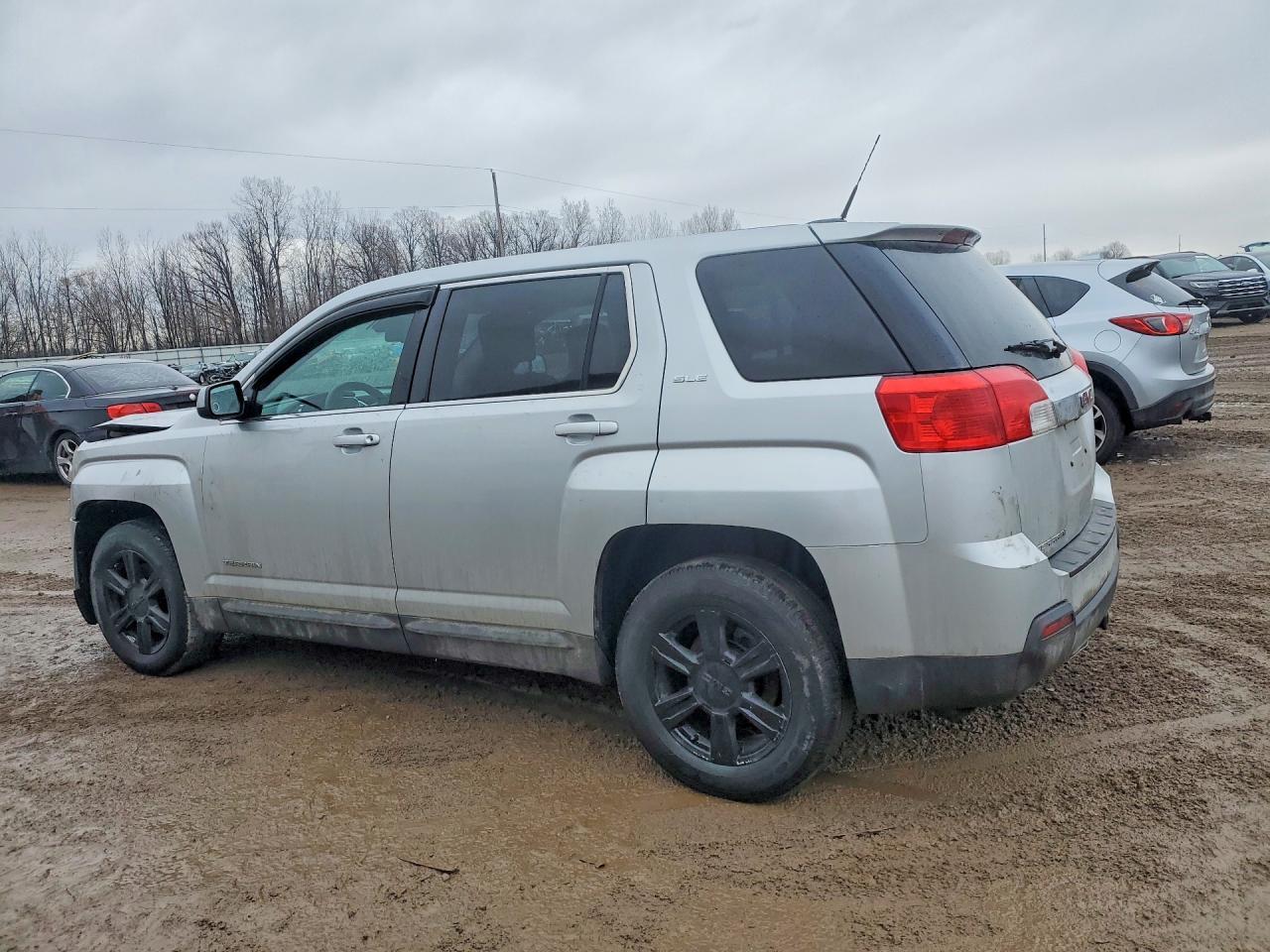 2015 GMC Terrain Sle - Фото 2