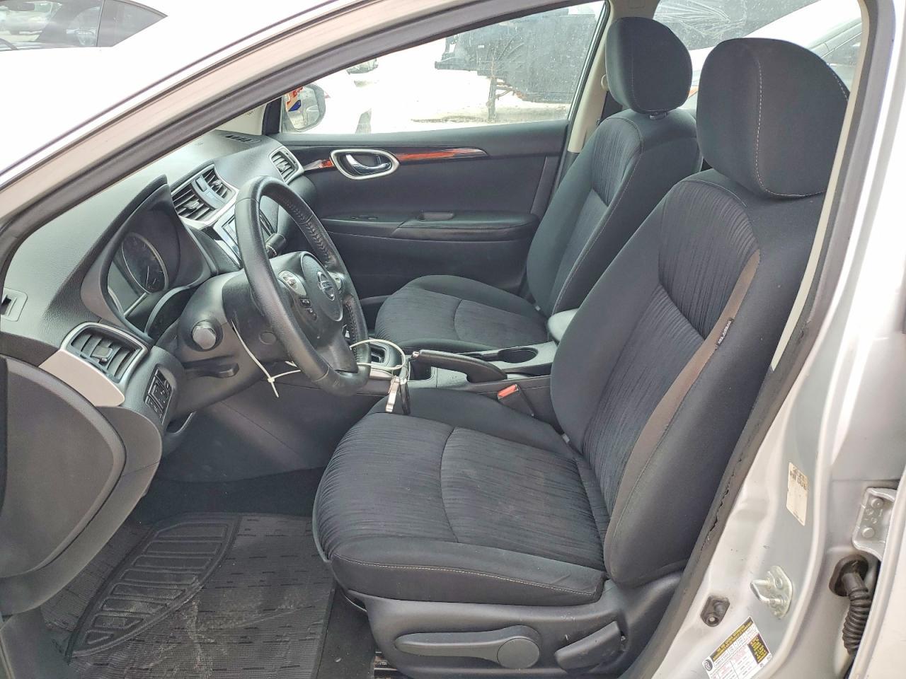 2019 Nissan Sentra S - Фото 7