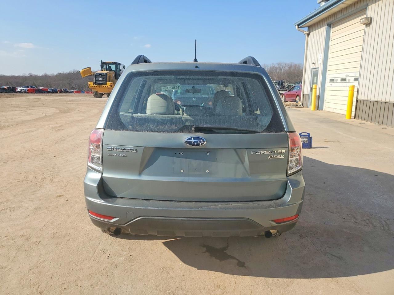 2011 Subaru Forester 2.5X - Фото 6