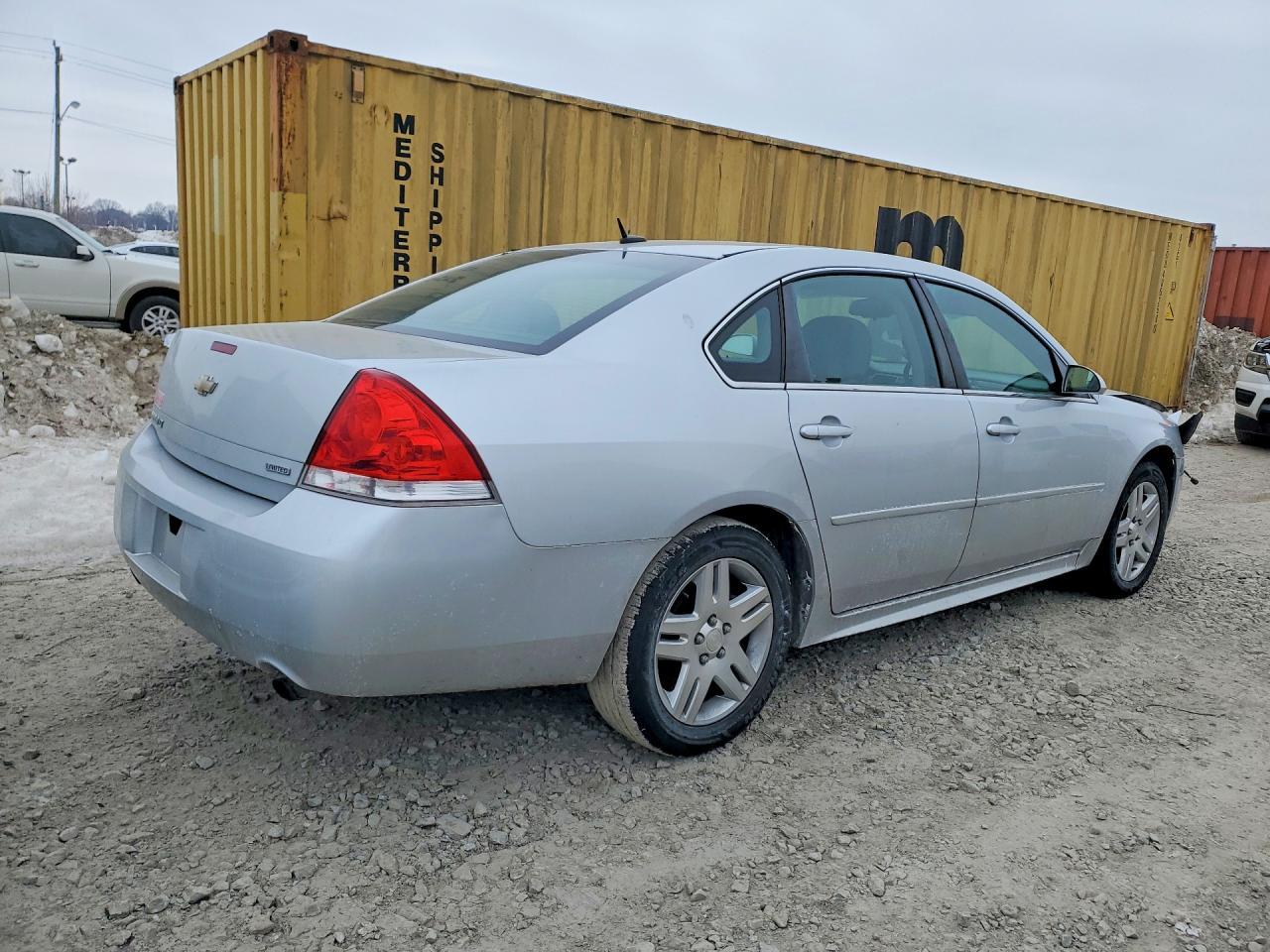 2016 Chevrolet Impala Limited Lt - Image 3